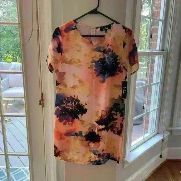 NWT Lulus Watercolor, Shift Dress, Size XS - Picture 3 of 7